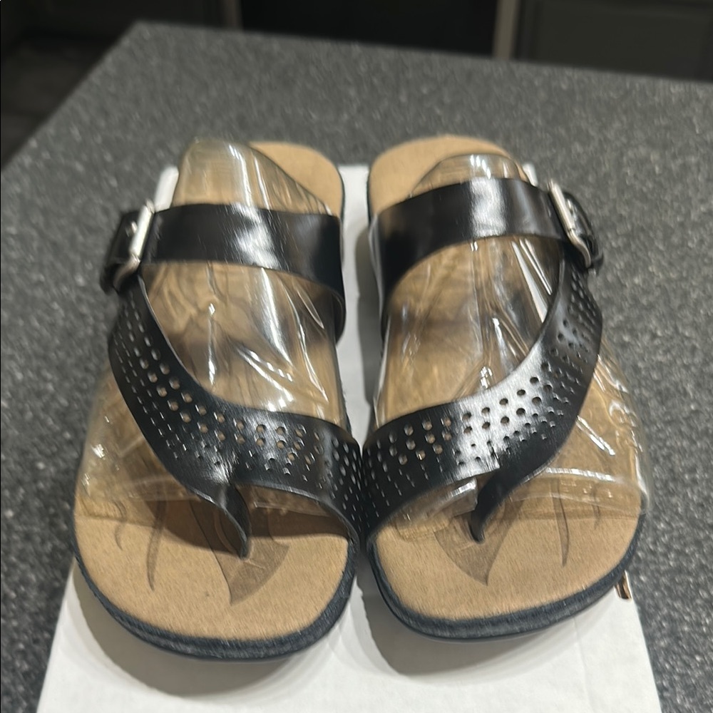 Romika Black Sandals Size 36.5